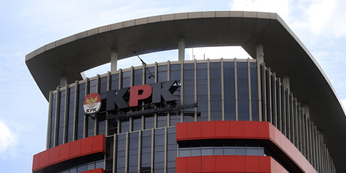 KPK Periksa Sekdaprov dan Kabag Protokol Riau untuk Dalami Kasus Dugaan Pemerasan Gubernur